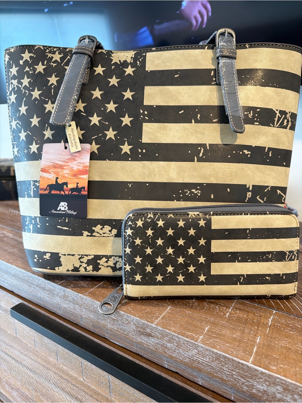 NWT American Bling American Flag Tote & Wallet Set